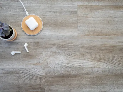Fones de ouvido no escritório